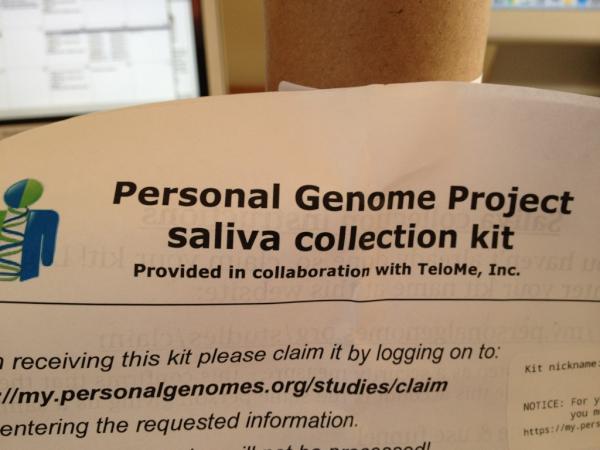 fdmts's tweet image. Good day for personal genomics!  #twoatonce #genome #morespit