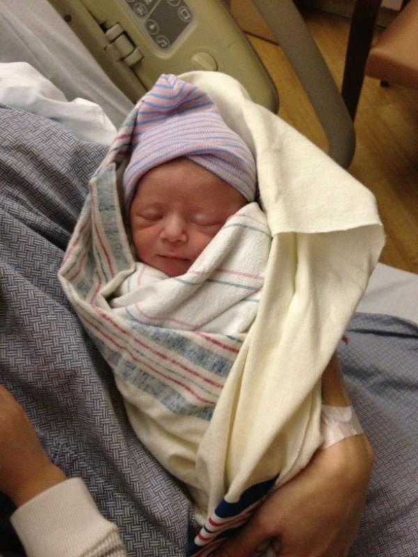sjpackman's tweet photo. Madeline Sawyer Packman - welcome to the world. #daddyslittlegirl #babygator2 http://t.co/DqllDQrd