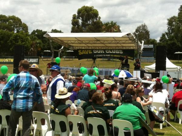CTATrainingAU's tweet image. We're at the #saveourclubs rally in Nundah. #itsunaustralian