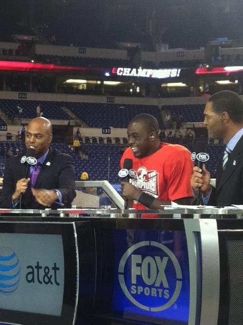 KevinFrazier's tweet image. Montee Ball with myself and @MarcusAllenHOF behind the @CFBONFOX desk! #Badgers