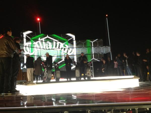 FromTheTee's tweet photo. Quiet please! We're on the tee of the Excalibur Hotel above Sin City with the chopper circling. http://t.co/EdiCzZQD