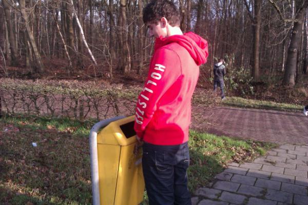 MariBeugen's tweet photo. Lassie hooge nood #vios3gaatlos http://t.co/3Vnk3rhA