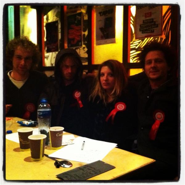 tompintens's tweet photo. Heute abend in utrecht... http://t.co/Cd3atvS0