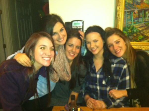 TayFrieds's tweet image. love them .... #itslike......... #bruinbitches