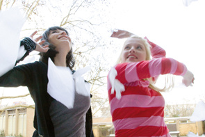 Morgen startet LOLLIPOP MONSTER von Ziska Riemann im Stadtkino Basel!