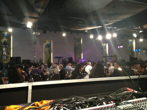 dylan_sheehan's tweet photo. Waiting for the HGTA show to commence here in vagus! http://t.co/SuIQiPX3