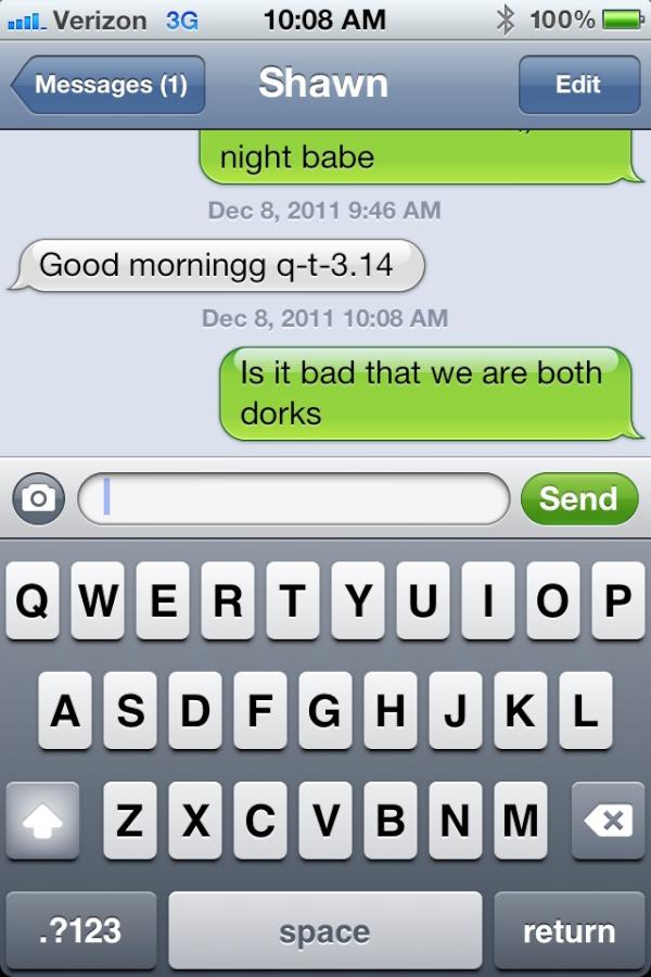 x0sweetnicole0x's tweet image. Yep love of my life #wearedorks #meantforeachother