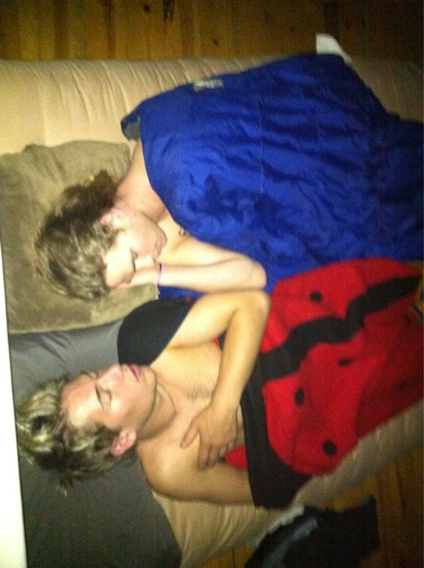 sleepyschusters's tweet photo. Hey everyone that is awake! I'm tweeting from my sleep again!   @MattMargetts http://t.co/lJYxSMDN