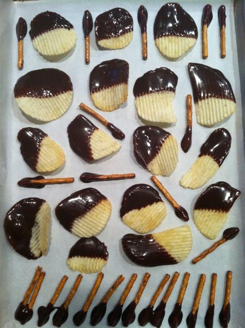 sallyrprescott's tweet image. This is what I do when I want something yummy... Chocolate covered pretzels and chips! #sososogood