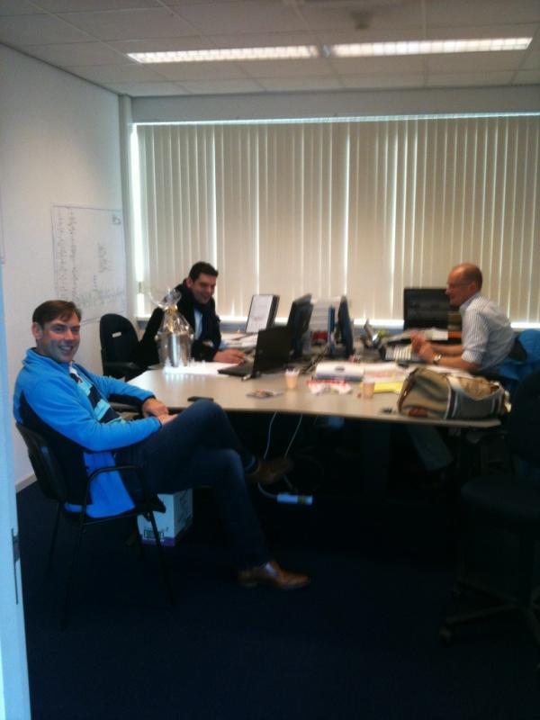 trafficandmore's tweet photo. Het is lekker druk hier op de vestiging Zuid, calculaties, projecten en PR #T&M zuid http://t.co/BZ1LrNgC