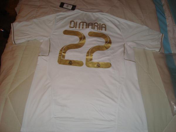 Sale ya $ 300 (Di Maria) ----