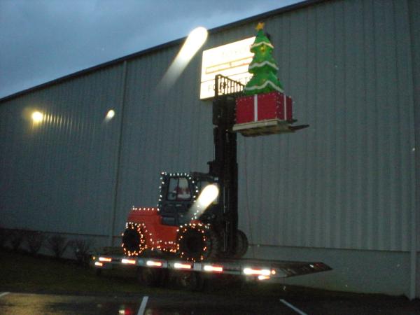 Toyota Forklifts tweet media
