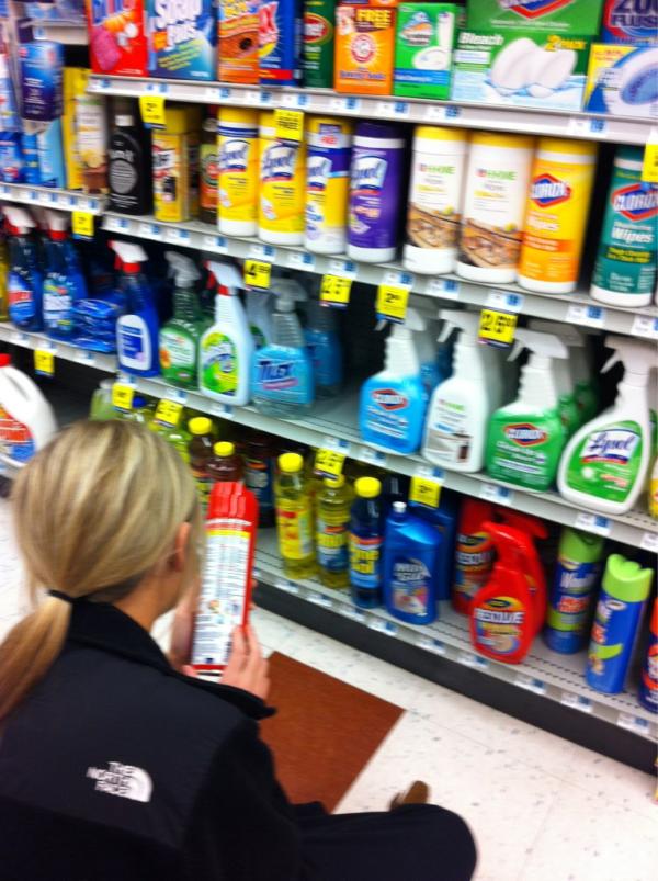 LyndsayGorson's tweet image. #bedproblems @megan__egan #decisions