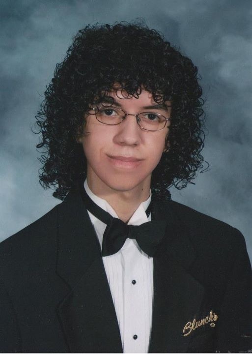 secretarysandy's tweet photo. Senior portrait http://t.co/MjixUPP1