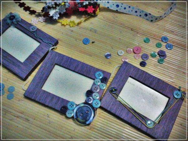 crazybutton_'s tweet image. frame pics purple #crazybutton - susun 3 just 25k. free ongkir Jogja ^.^