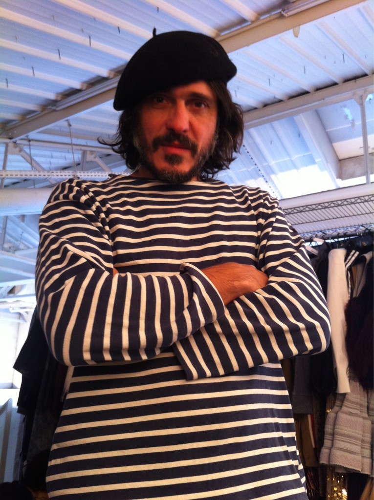 My favorite French hairstylist Sebastien le Coroller wearing the über French stripey T. http://t.co/Atcu6GyG