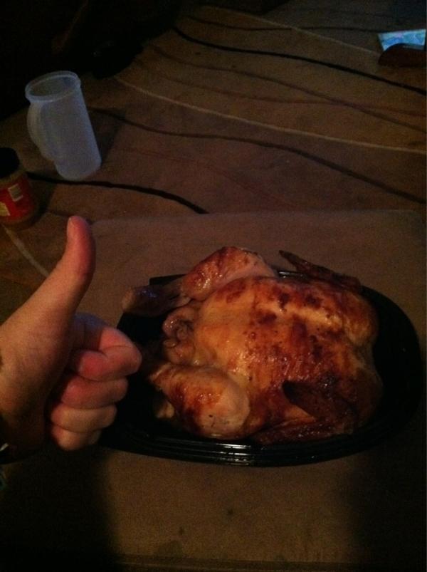 Carlo44Cal's tweet image. “@i8sam: Just witnessed @Carlo44Cal buy a whole chicken from Martin's for dinner #holymeat”-so good too!
