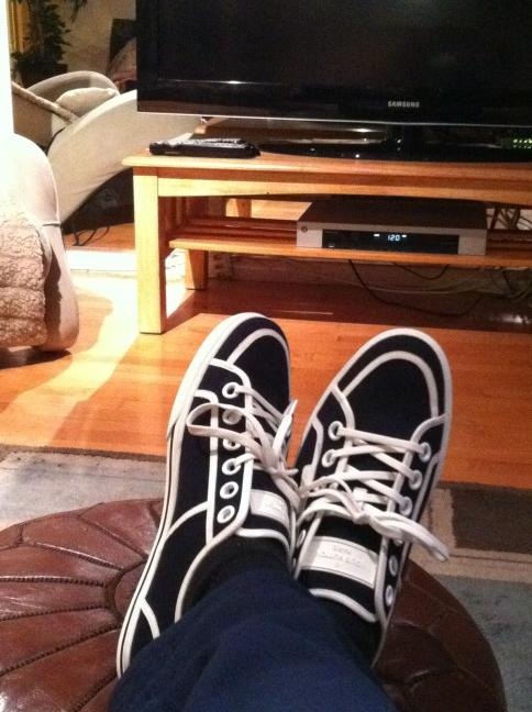 Geraldm80's tweet image. "One A Days" #LAFLOW No chuck Taylor's I'm on my Louie Vuitton skippy shit watch the throne tonight