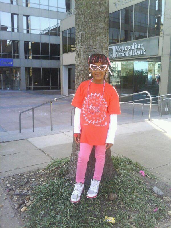 ArneshyaJackson's tweet photo. After the Susan K. Gomen Race for the Cure 2011...I made it to the finish line....yaaay me!!! #team arneshya' http://t.co/AjwTwzLb