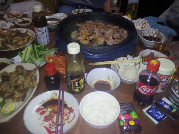 Chzarie0920's tweet photo. 焼き肉やっほー＼(^o^)／ http://t.co/ThUiwTjg