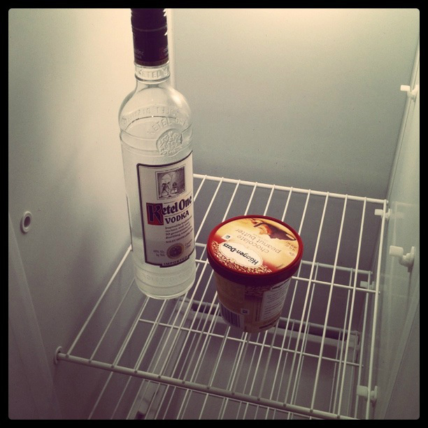 That's...kind of amazing...RT @brookiemiller: Does this scream bachelorette? http://t.co/CHClMJGK<a class="tags" target="_blank" title="On Twitter" href="/?out=eyJ0eXAiOiJKV1QiLCJhbGciOiJIUzUxMiJ9.eyJpYXQiOjE3MjE1NDc5NDksImlzcyI6InR3cG9ybnN0YXJzLmNvbSIsIm5iZiI6MTcyMTU0Nzk0OSwiZXhwIjoxNzUzMDgzOTQ5LCJyZWRpcmVjdF91cmwiOiJodHRwczovL3R3aXR0ZXIuY29tL2Jyb29raWVtaWxsZXIifQ.k3eFdtiFriMRfMHoSFrh1j7iHA6IrMe8ddTs0IcHfLRaK4rUS3sevqz9Bx10decKdTKc72xq-0TjX80JuCsRMA">@brookiemiller</a><a href="/tag/eeew"class="tags"><span>#eeew</span></a>