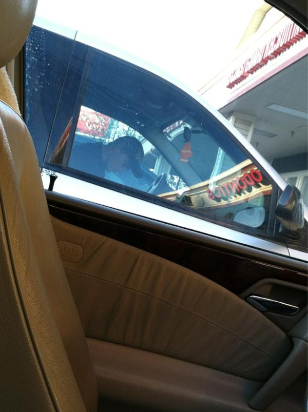 Redtalk7's tweet image. We're close friends #Isware