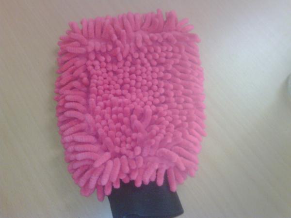 greasemonkey7's tweet image. Estamos regalando calendarios con cupones de descuento para todo el año, y un guante especial para que laves tu auto ¡¡