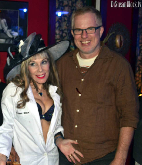 drsuzy's tweet photo. @ChrisRyanPhD are u saying you're faking this big beautiful smile? no wonder I'm doing the eye roll ;) #SexatDawn http://t.co/bbj1zUbz
