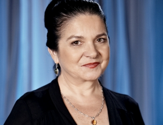 unamaid's tweet photo. Tina Romero http://t.co/I6tFkJbL