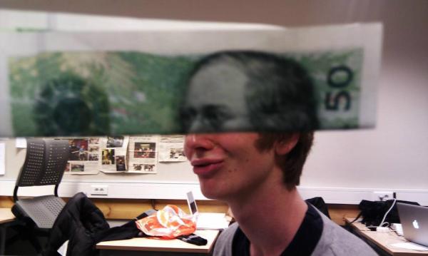 ugleonge tweet picture