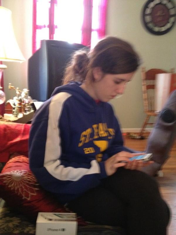 BriGuyMcGui's tweet image. Activating iPhones.....or trying #frustating