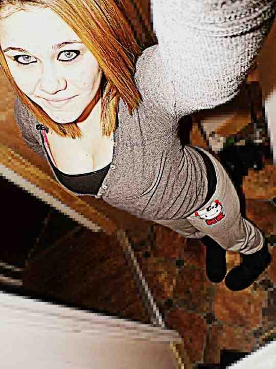 harleylovee's tweet photo. Don't Ever Let Anyone Make You Feel Like You Don't Deserve Something You Want . http://t.co/engBm44p