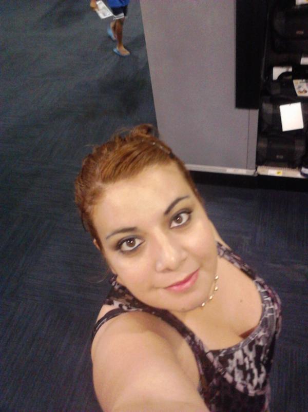 LLara82's tweet photo. Hello there well I just joined so let's see how this works:) http://t.co/ZZA7hugR