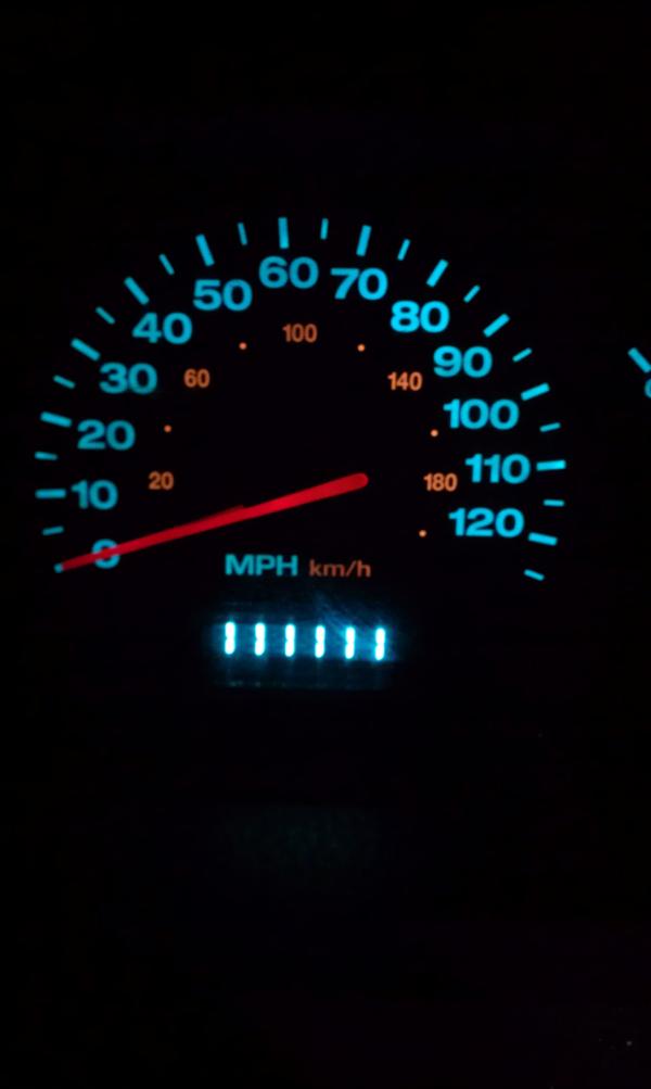 jinyfur's tweet photo. My car mileage. Make a wish. http://t.co/EGva6ivv