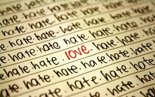 BruceBeckam's tweet photo. A lot of hate in me... But still a little piece of love for someone available! http://t.co/iJ8kGhV0