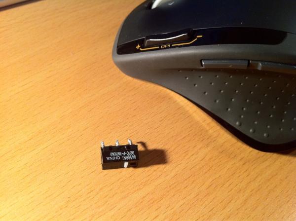 Microswitch replaced - my old MX1100 clickin' like new again :)