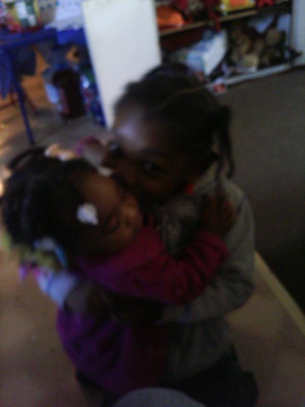 Mz2Complexed's tweet image. If dis isn&apos;t love..tell me wat is!