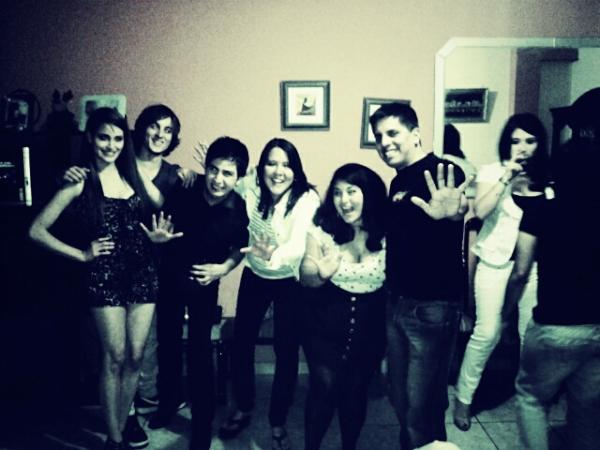 LauraNTerry's tweet photo. Mi cumpleee la pase mega genial :) http://t.co/ClDyDglO