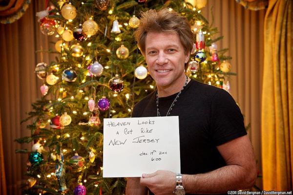 unmarketing's tweet photo. Jon Bon Jovi responds to the exaggerated reports of his death with this pic. Awesome. http://t.co/2M0tHUkh