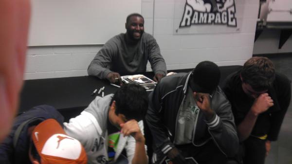 Just taught <a href="/DeJuan45/">DeJuan Blair</a> how to Tebow!! Next time you posterize, Tebow for us! #Tebowing