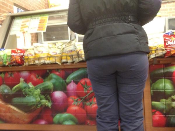 TheStonedMonkey's tweet photo. @CreepShots Canadian Subway Ass. http://t.co/vQZi3qpR