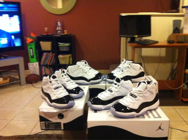 longo28st's tweet image. Mann i dont kno what pair to wear tomorrow help me out ? #smallrole #catchup