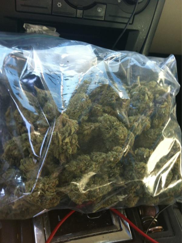 kinghoodypge's tweet image. #PAPERGANG don't smoke BIG gtfoh we live the #paperlife