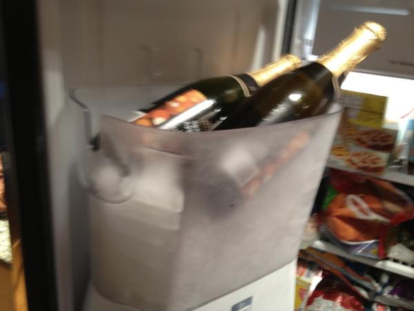 graceborman's tweet image. @kaitlynking2 thinks this is the fastest way to make it cold. #GetHerHelp