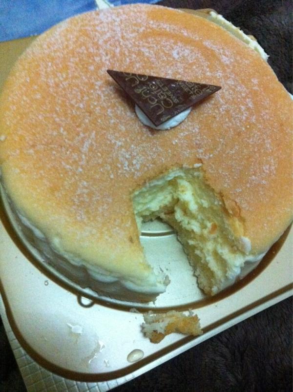 Sen_ORION's tweet image. 一人ケーキ。