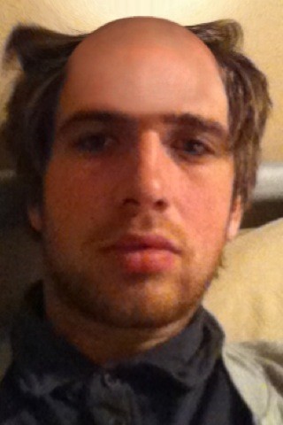 WaringstownCC's tweet photo. Happy Christmas from WCC. 
Gary Kidd has gone for a new look for the 2012 season @gazkidd85 http://t.co/3PVfRSoE