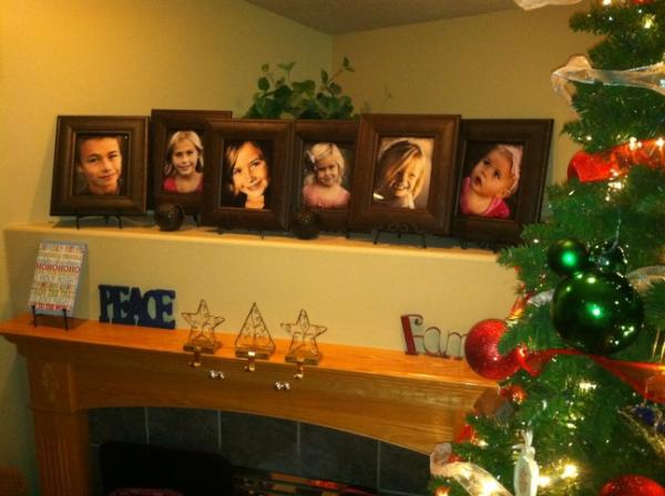 dwarrencom's tweet photo. Soon they will wake to awesome Christmas Morning. http://t.co/AkZJ7Rel