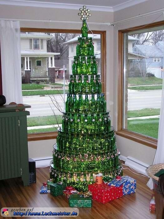 nursaah_'s tweet image. So sieht ein Weihnachtsbaum bei Männern aus ;) #FollowHerrTutorial