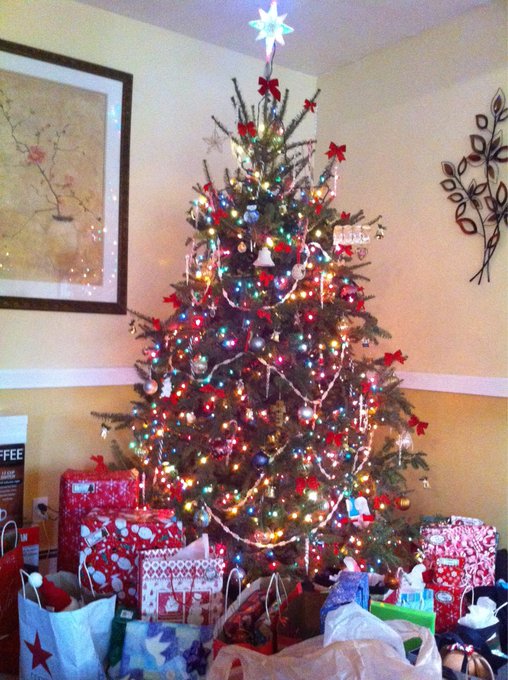 Merry Christmas everyone! http://t.co/UVPwVDIr<a href="/tag/christmaslist"class="tags"><span>#christmaslist</span></a>