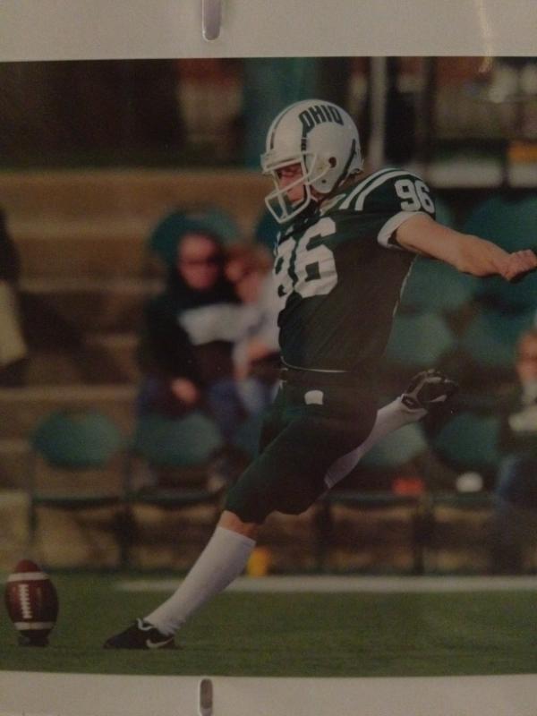 Lauren_Clinton's tweet image. I like to imagine that @kylerclinton can just stand like this on command with no running start. #superbalance